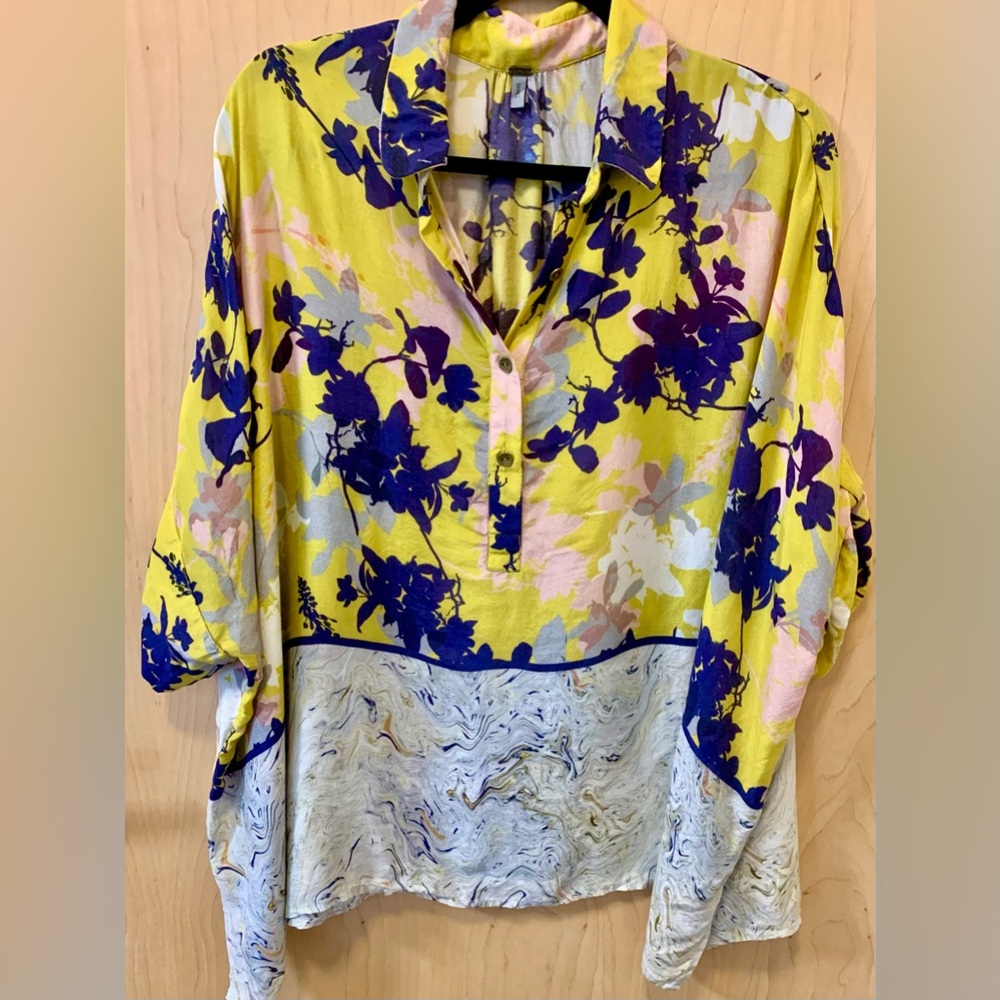 Bl^nk London Floral Marbled Hem Tunic Blouse